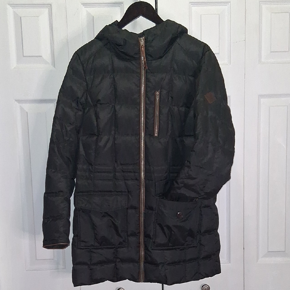 Women's Eddie Bower Black Hooded Puffer Coat